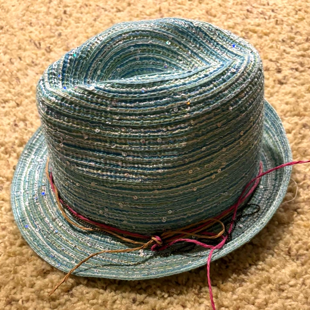 Turquoise Limtied Too brand hat